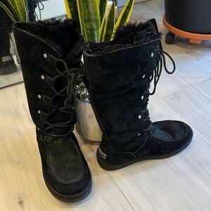 UGG Black Whitley Boots with Lace-Up Design • Size 8 • Vintage